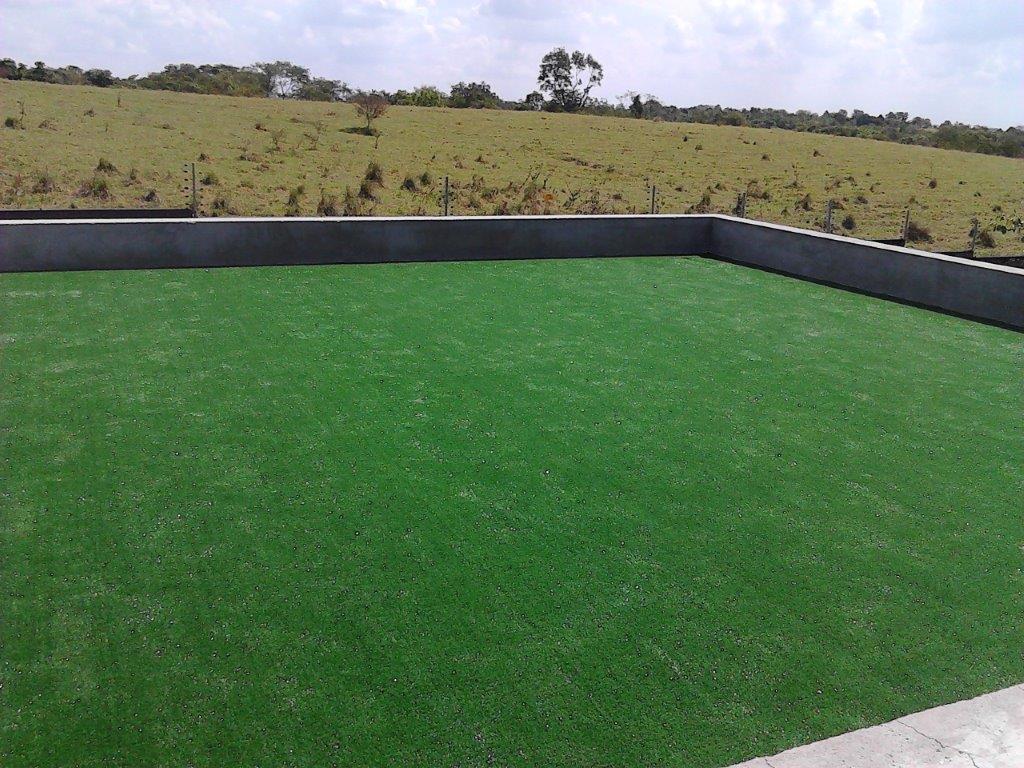 Instalação de grama sintética 12mm no Condomínio Fazenda Vila Real - Itu